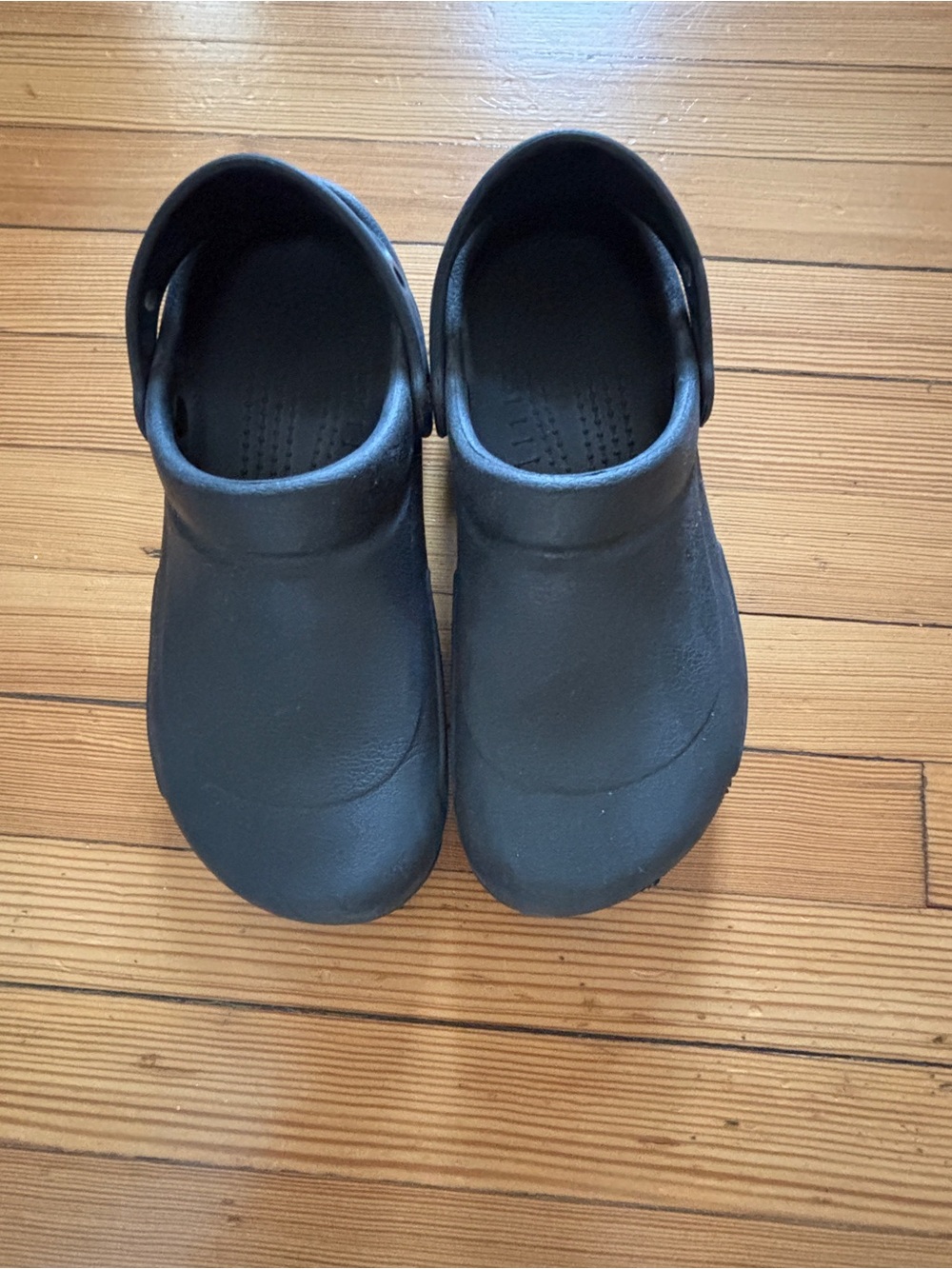 Crocs Black Non-slip Lightweight Women’s Clogs